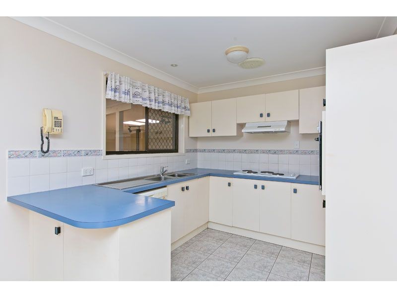 42-44 Bay Street, Redland Bay QLD 4165