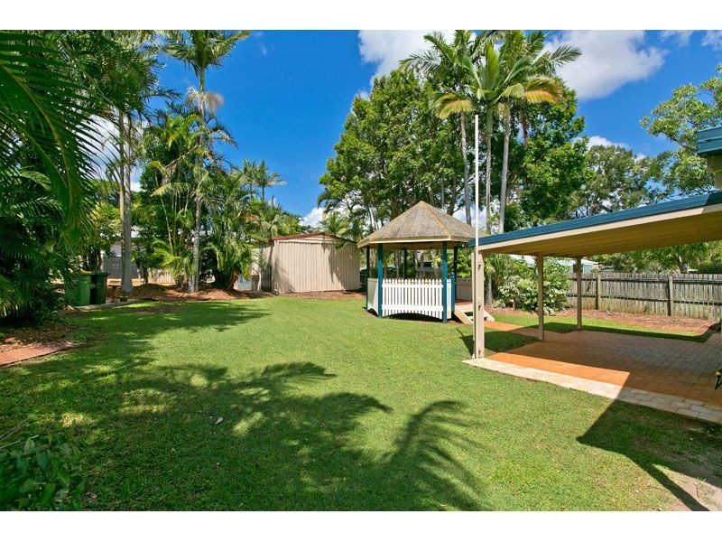 42-44 Bay Street, Redland Bay QLD 4165