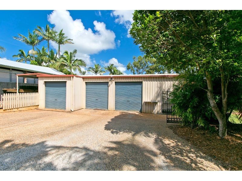 42-44 Bay Street, Redland Bay QLD 4165