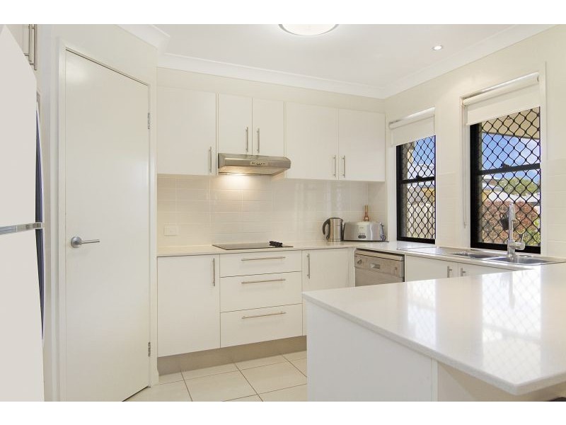 2/16 Inkerman Place, Thornlands QLD 4164