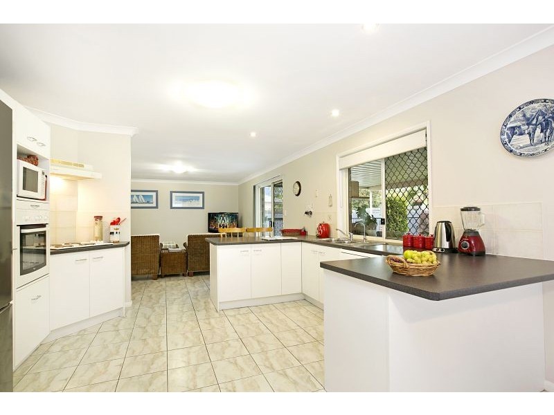 9 Parklands Court, Victoria Point QLD 4165