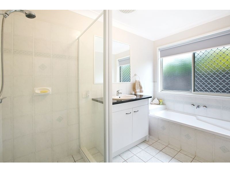 9 Parklands Court, Victoria Point QLD 4165