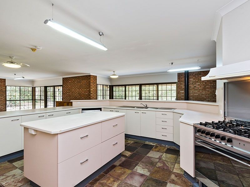 88 Howlett Rd, Capalaba QLD 4157