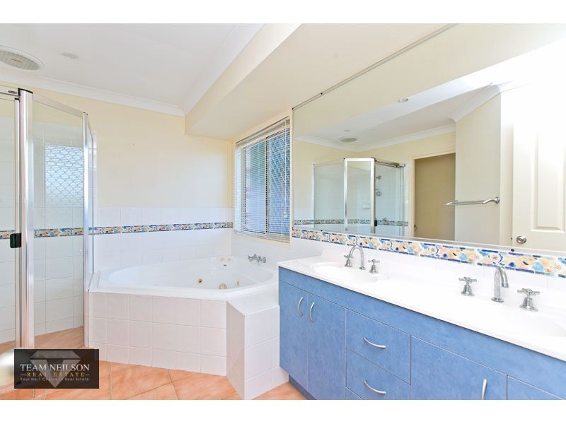 9 Gilchrist Street, Wellington Point QLD 4160