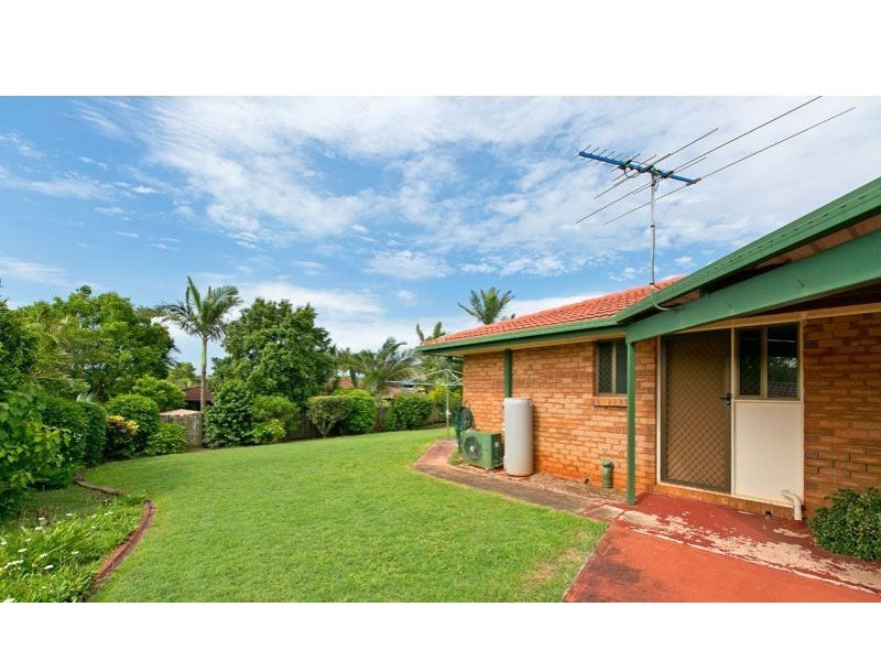 89 Beach, Cleveland QLD 4163