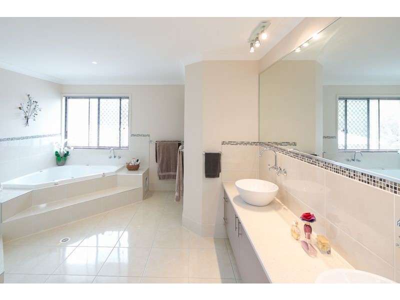 4 Cellarmans Court, Mount Cotton QLD 4165