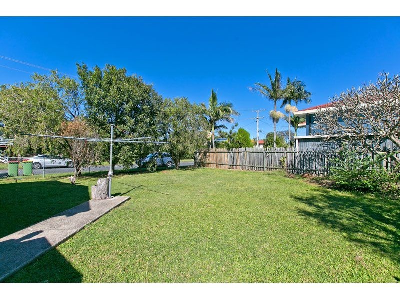 16 Mamala st., Birkdale QLD 4159
