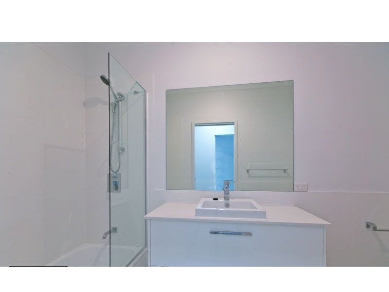 8/459 Main St, Wellington Point QLD 4160