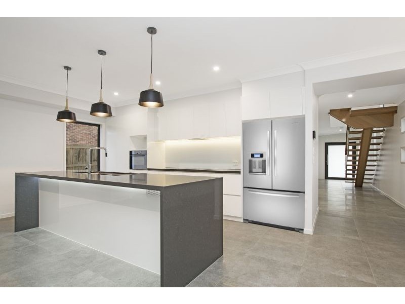 55 Gordon Street, Ormiston QLD 4160