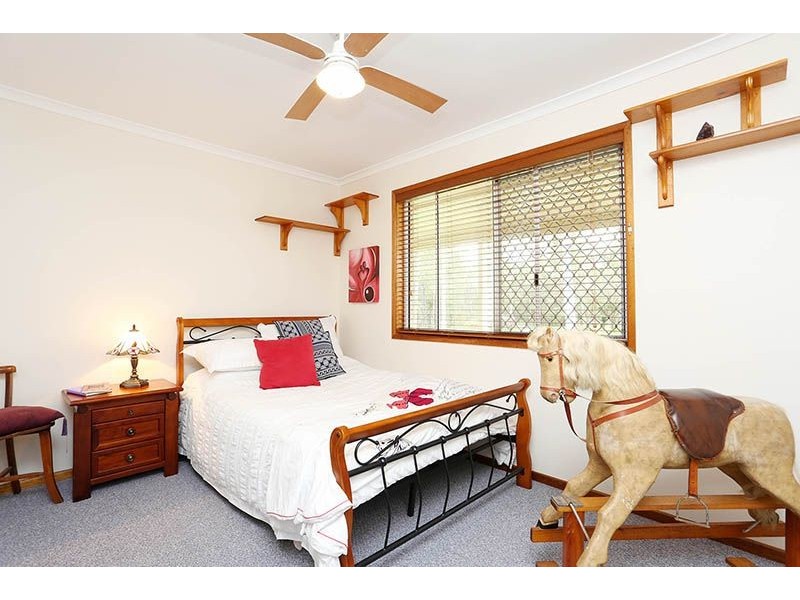 27 Tipuana Dr, Capalaba QLD 4157