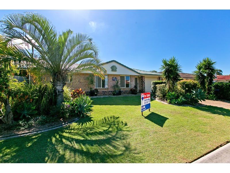 2/3 Butterfield Close, Victoria Point QLD 4165