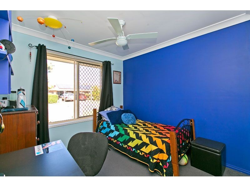 2/3 Butterfield Close, Victoria Point QLD 4165