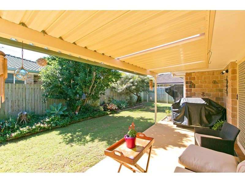 2/3 Butterfield Close, Victoria Point QLD 4165