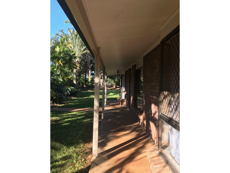 42-44 Bay Street, Redland Bay QLD 4165