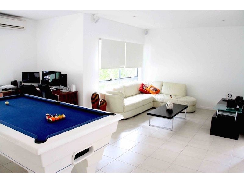 4/37 WONGA ST, Burleigh Heads QLD 4220