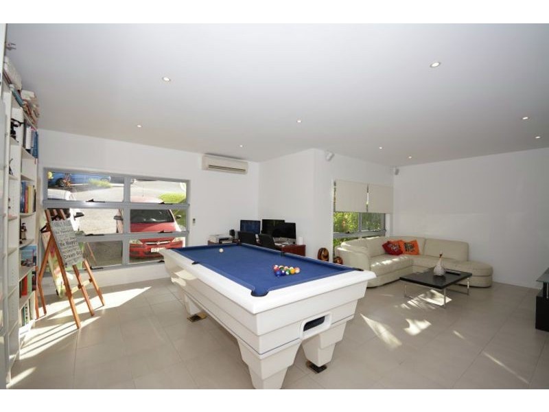 4/37 WONGA ST, Burleigh Heads QLD 4220