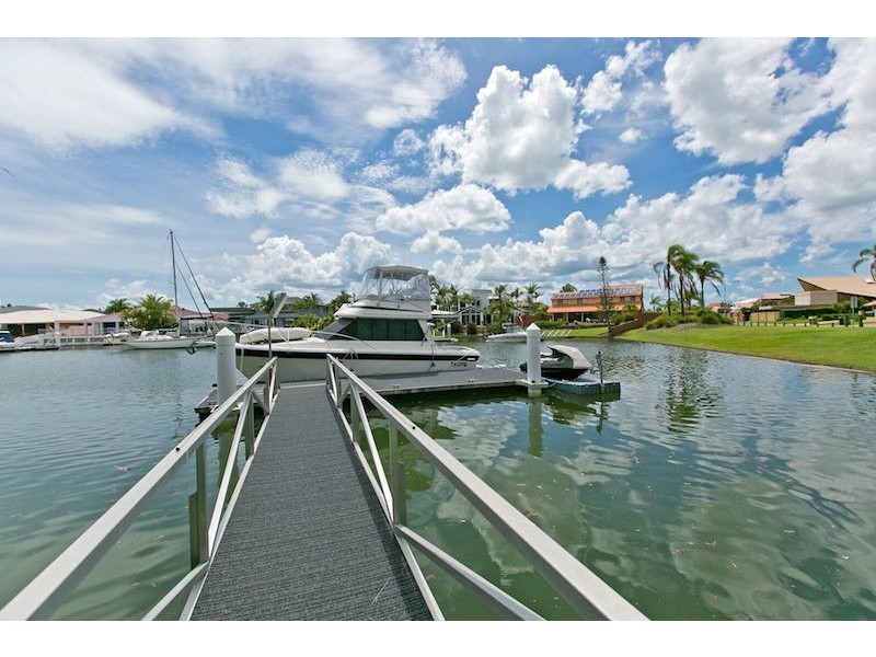 42 ANCHORAGE DRIVE, Raby Bay QLD 4163