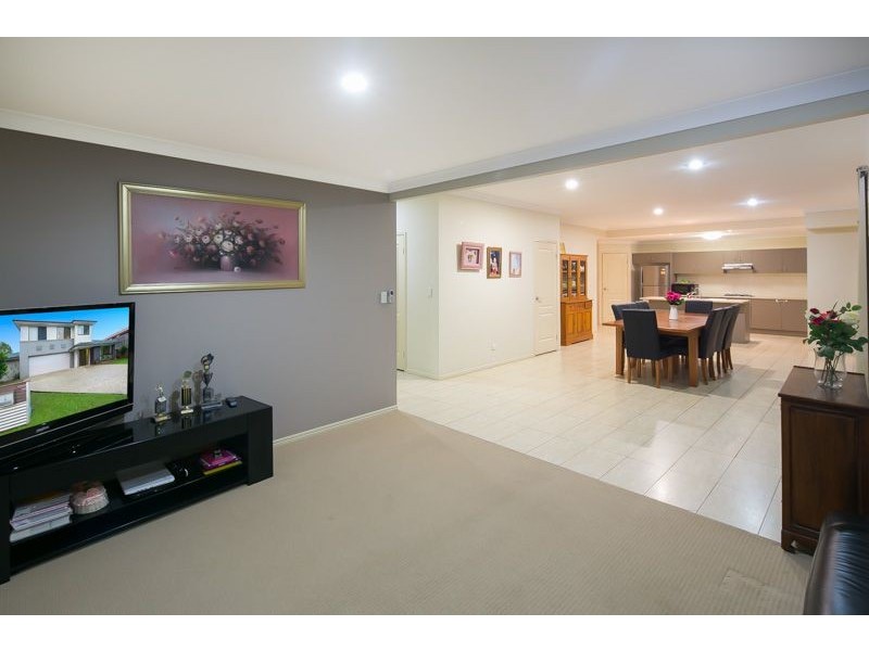 2 JOHN STREET, Manly West QLD 4179