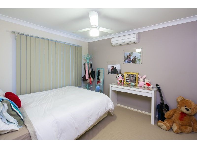2 JOHN STREET, Manly West QLD 4179
