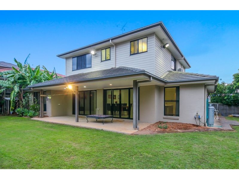 2 JOHN STREET, Manly West QLD 4179