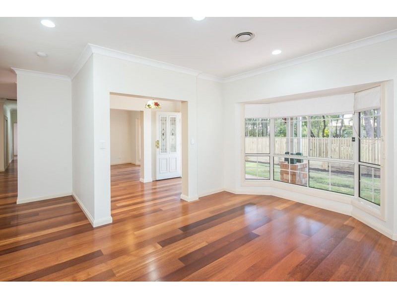 1 Casey Close, Ormiston QLD 4160