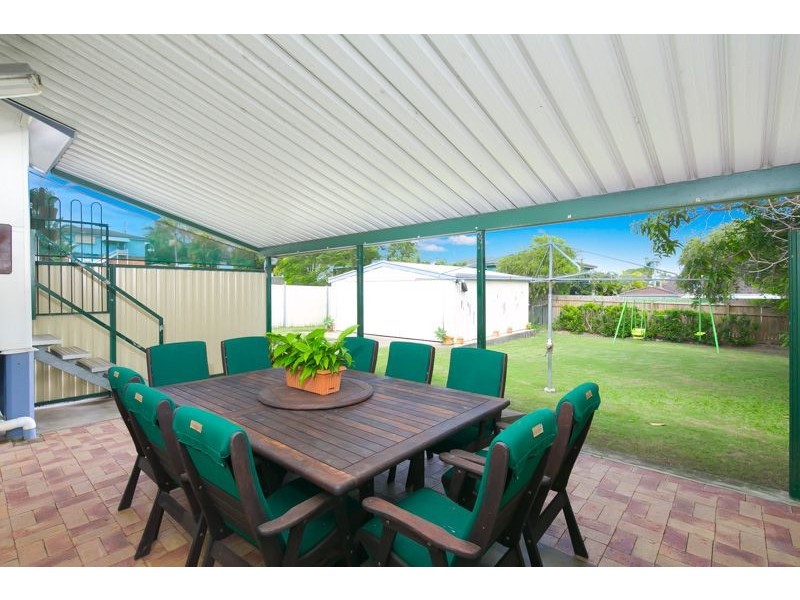 74 Roseneath Parade, Wynnum West QLD 4178