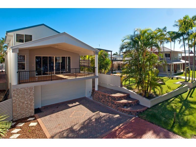 14 Waterfront Easement, Redland Bay QLD 4165