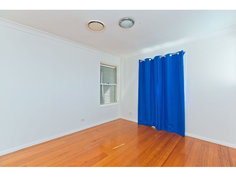 14 Waterfront Easement, Redland Bay QLD 4165