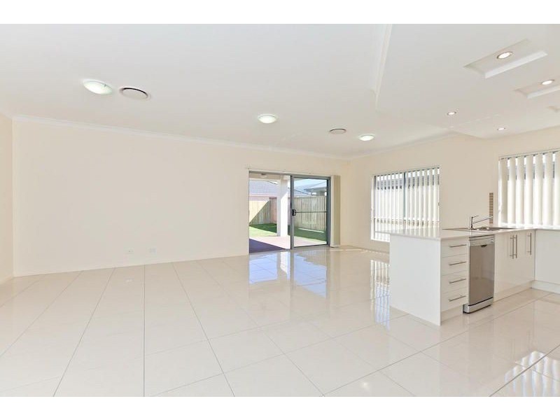 11 Gunadoo St, Thornlands QLD 4164