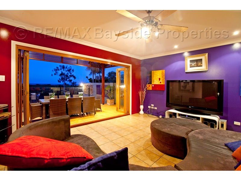 25 Mooroondu Road, Thorneside QLD 4158