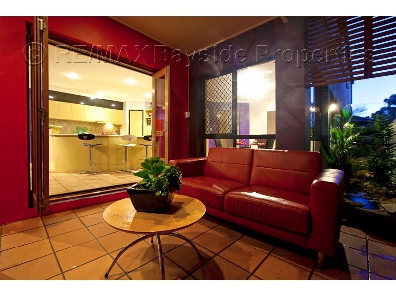 25 Mooroondu Road, Thorneside QLD 4158