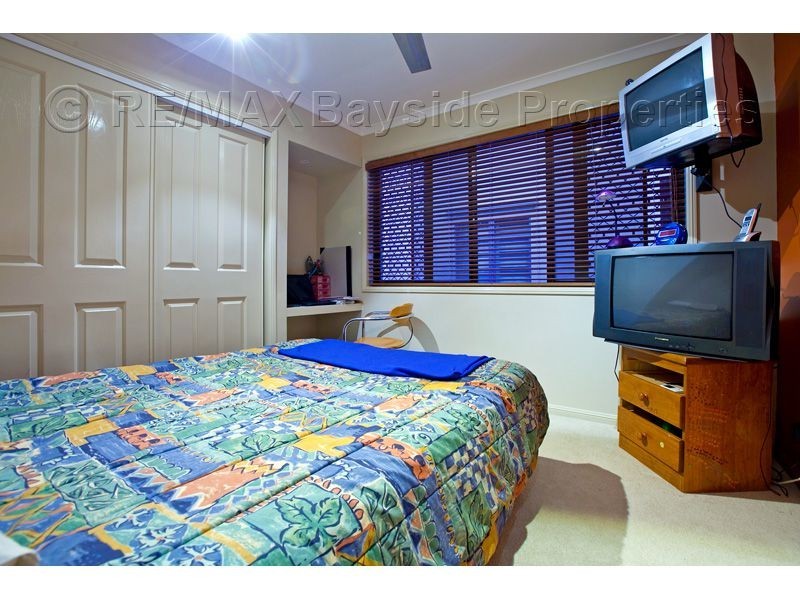 25 Mooroondu Road, Thorneside QLD 4158