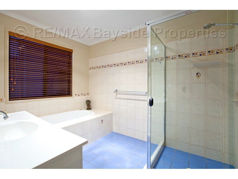 25 Mooroondu Road, Thorneside QLD 4158