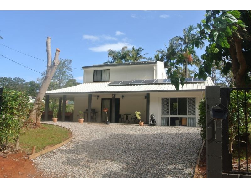 34 Kings Road, Russell Island QLD 4184