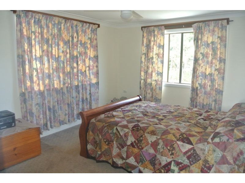 34 Kings Road, Russell Island QLD 4184