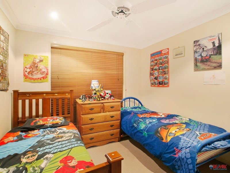 111 Hilliards Park Drive, Wellington Point QLD 4160