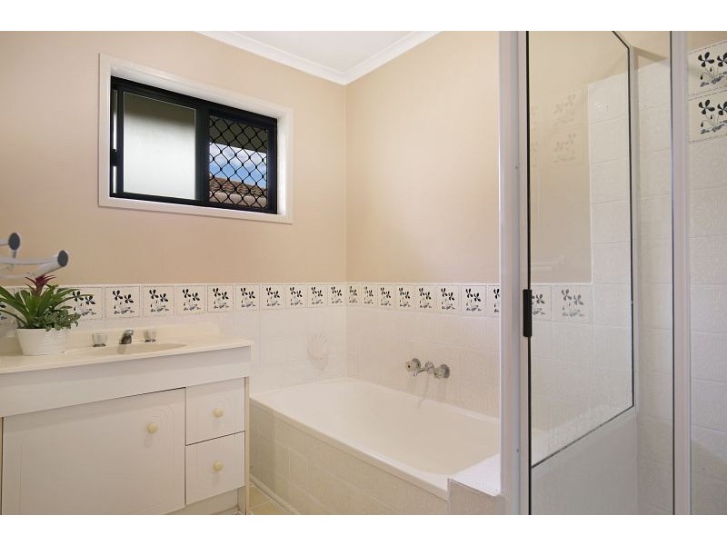 11 Gibson Street, Capalaba QLD 4157