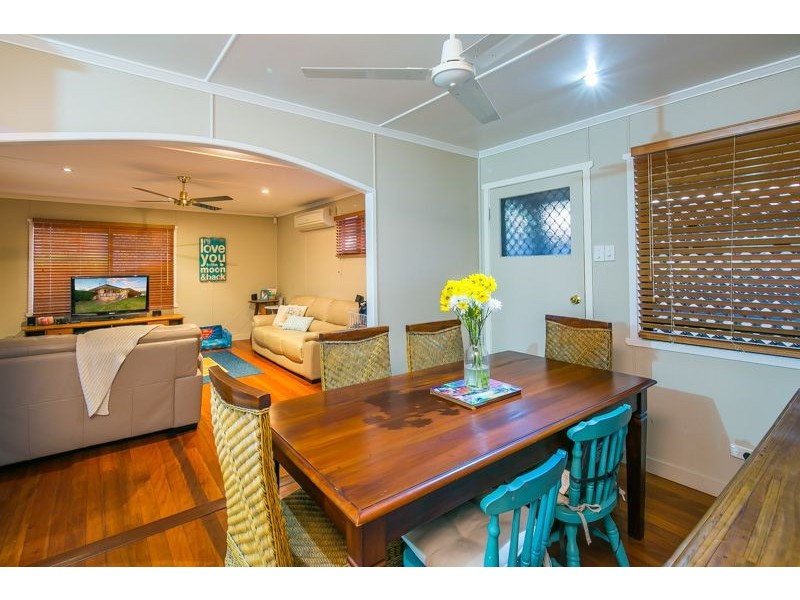 16 Natasha Street, Wynnum West QLD 4178