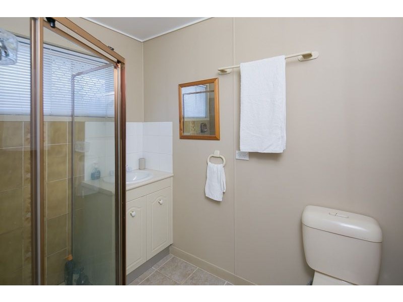 16 Natasha Street, Wynnum West QLD 4178