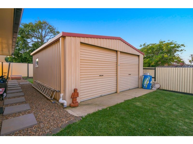 16 Natasha Street, Wynnum West QLD 4178