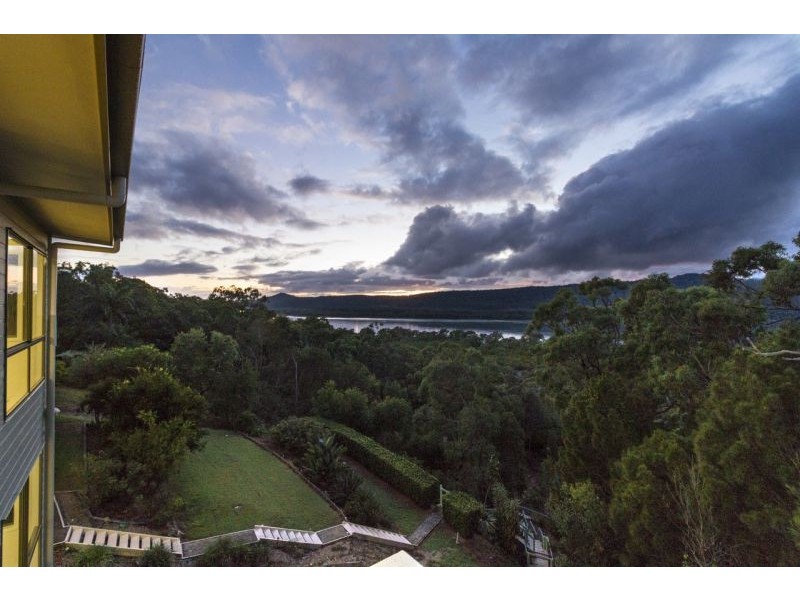12 Leichhardt St, Russell Island QLD 4184
