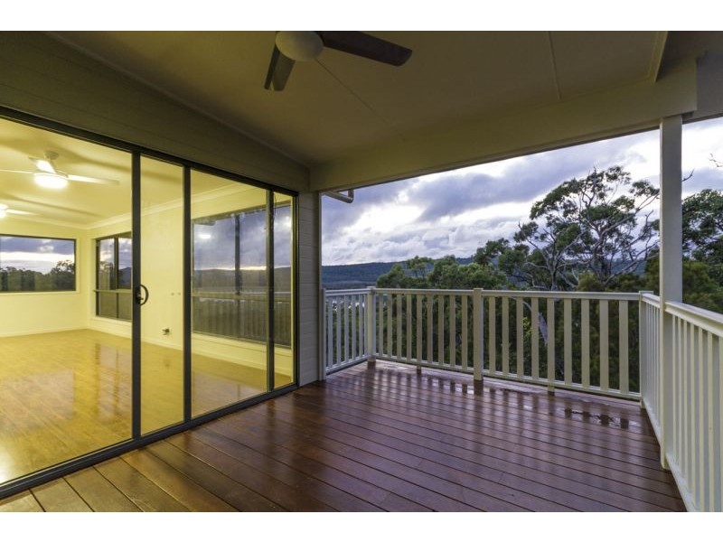 12 Leichhardt St, Russell Island QLD 4184