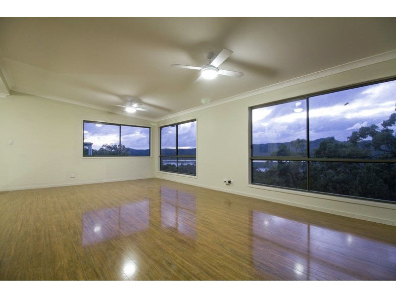 12 Leichhardt St, Russell Island QLD 4184