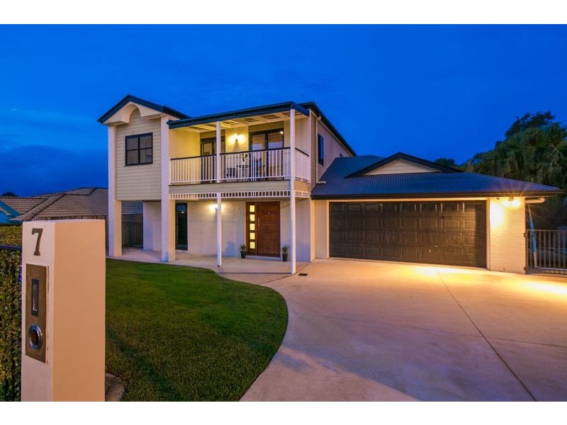 7 Lockwood Crescent,, Manly West QLD 4179