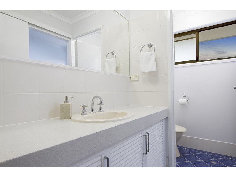 49 Makaha Drive, Birkdale QLD 4159