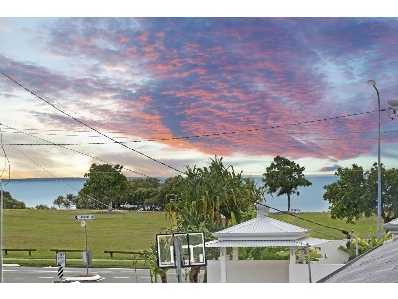 49 Makaha Drive, Birkdale QLD 4159