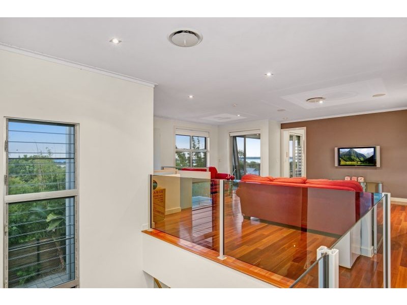 68 Habitat Drive, Redland Bay QLD 4165