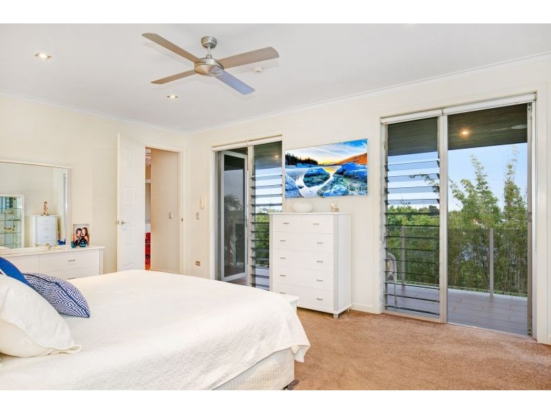68 Habitat Drive, Redland Bay QLD 4165