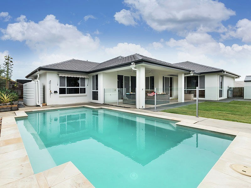 18 Balsam Street, Redland Bay QLD 4165