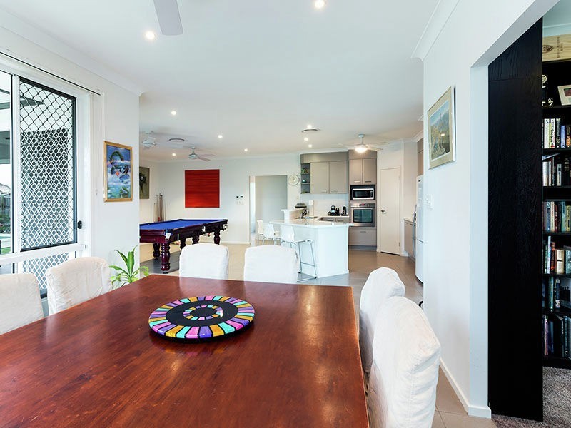 18 Balsam Street, Redland Bay QLD 4165